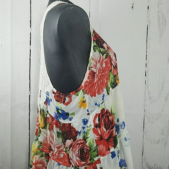 Lacy flowy sheer floral tank - Picture 5 of 8